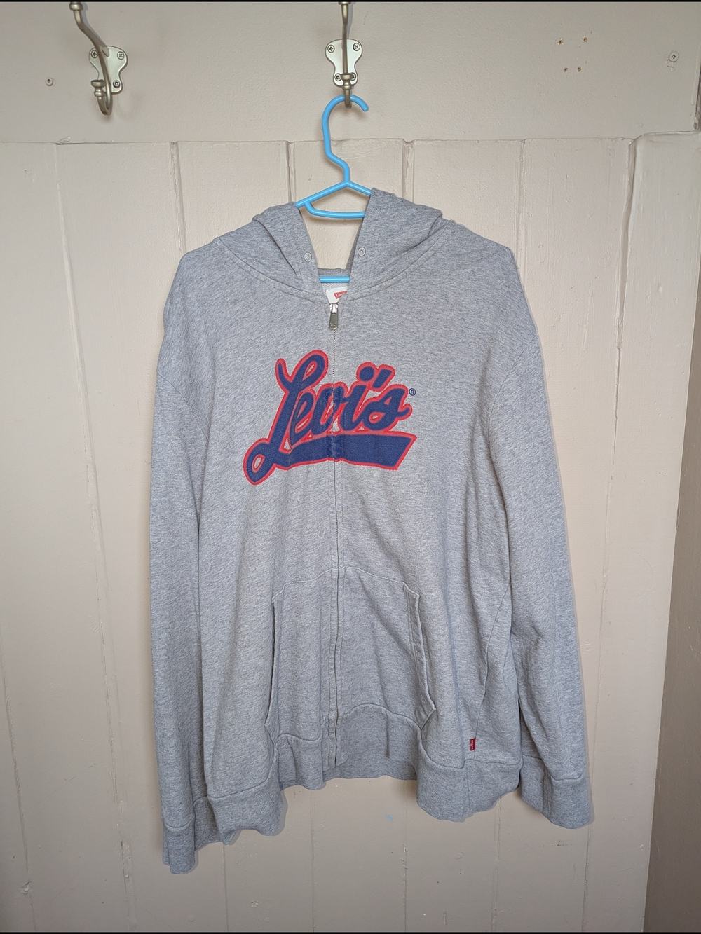 Levi's Light Gray Hoodie with Red Logo Detail